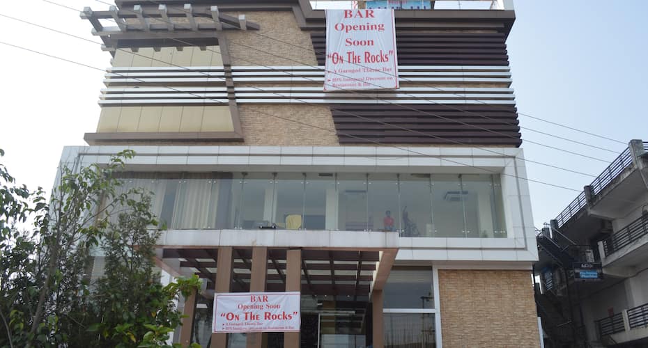 The Golden Oyster, Dehradun 1